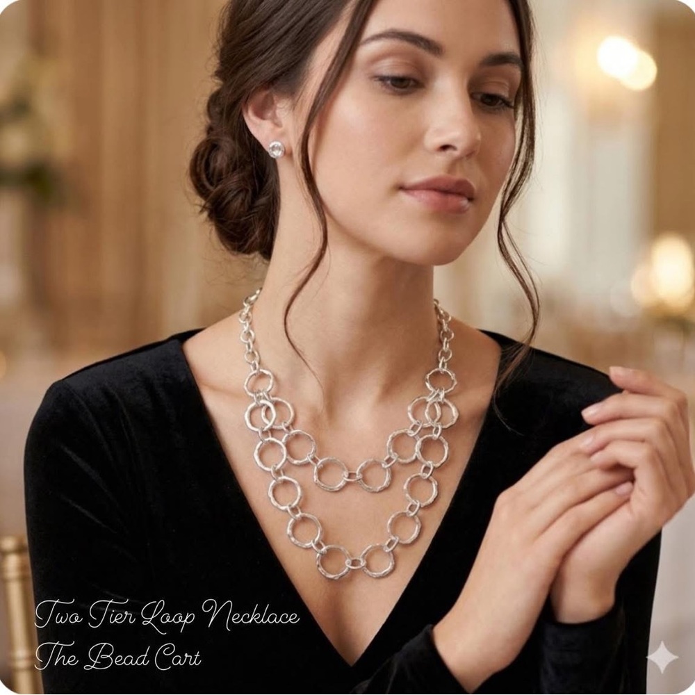 Two Tier Loop Necklace